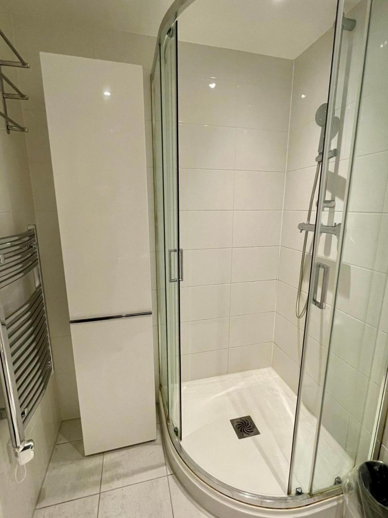Apartamento Stylish 1br, 15 Mins To Buckingham Palace,